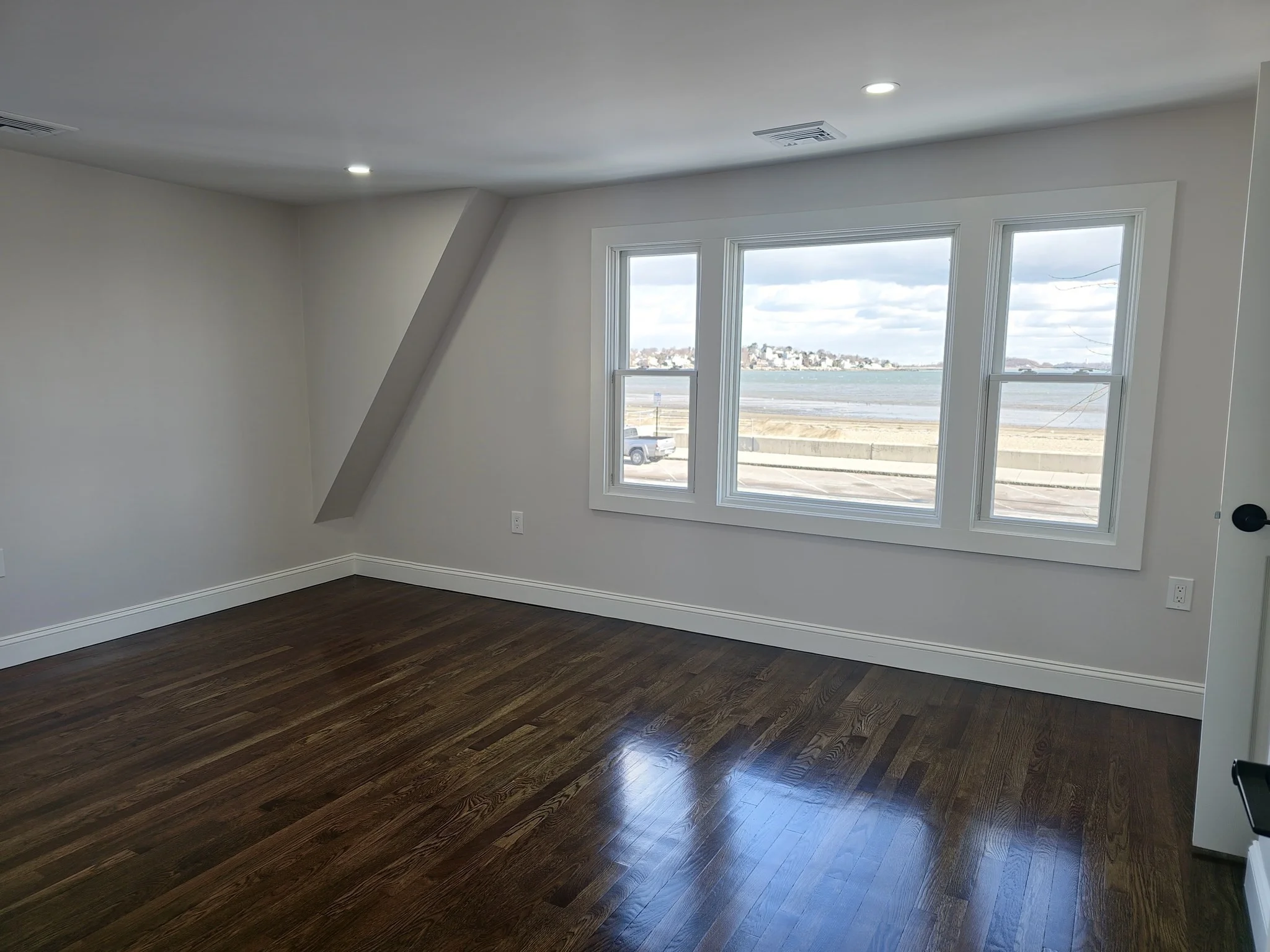 3 bed, 2 bath apartment for rent at 571 Quincy Shore Dr Unit 571, Wollaston — photo 18 of 26