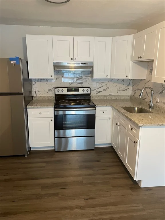 2 bed, 1 bath apartment for rent at 572 Cummins Highway Unit 1, Mattapan