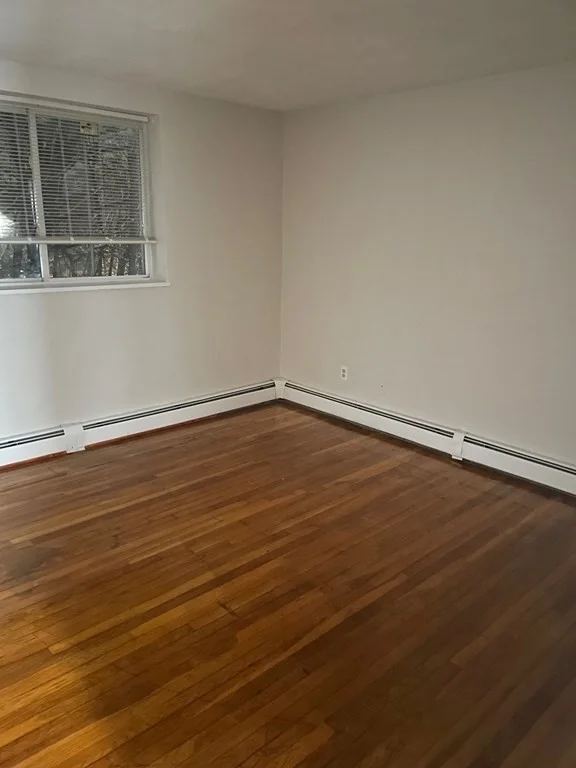 2 bed, 1 bath apartment for rent at 572 Cummins Highway Unit 11, Mattapan — photo 8 of 10