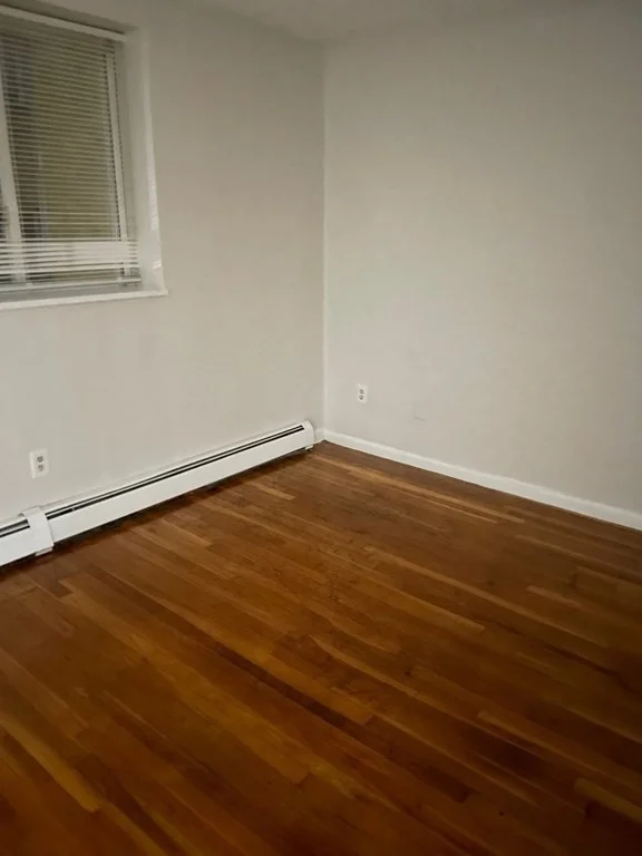 2 bed, 1 bath apartment for rent at 572 Cummins Highway Unit 11, Mattapan — photo 7 of 10