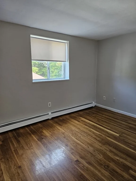 2 bed, 1 bath apartment for rent at 572 Cummins Highway Unit 12, Mattapan — photo 6 of 9