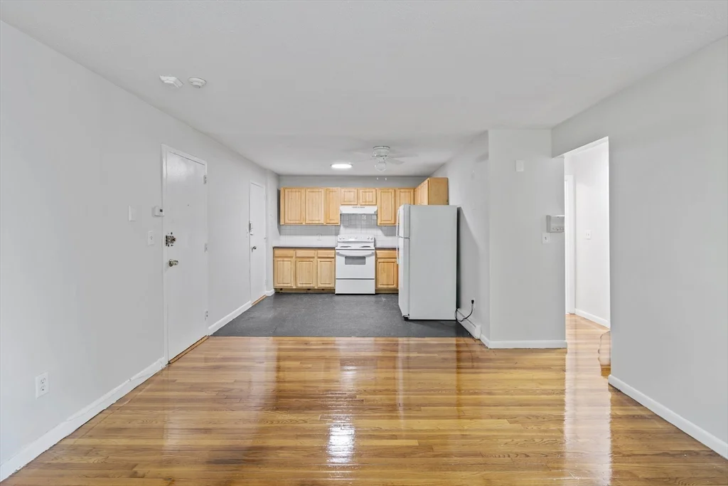 2 bed, 1 bath apartment for rent at 572 Cummins Highway Unit 16, Mattapan — photo 1 of 10