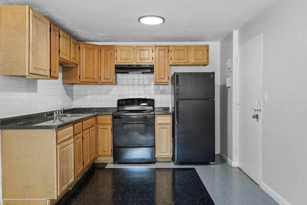 2 bed, 1 bath apartment for rent at 572 Cummins Highway Unit 2, Mattapan — photo 1 of 10