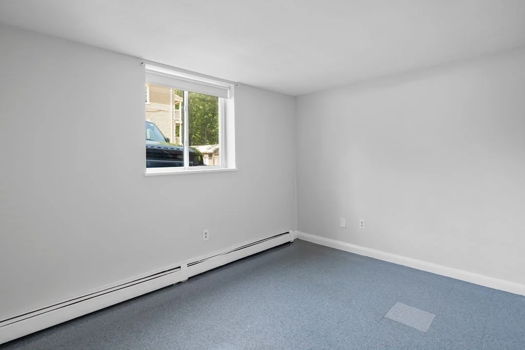 2 bed, 1 bath apartment for rent at 572 Cummins Highway Unit 2, Mattapan — photo 8 of 10