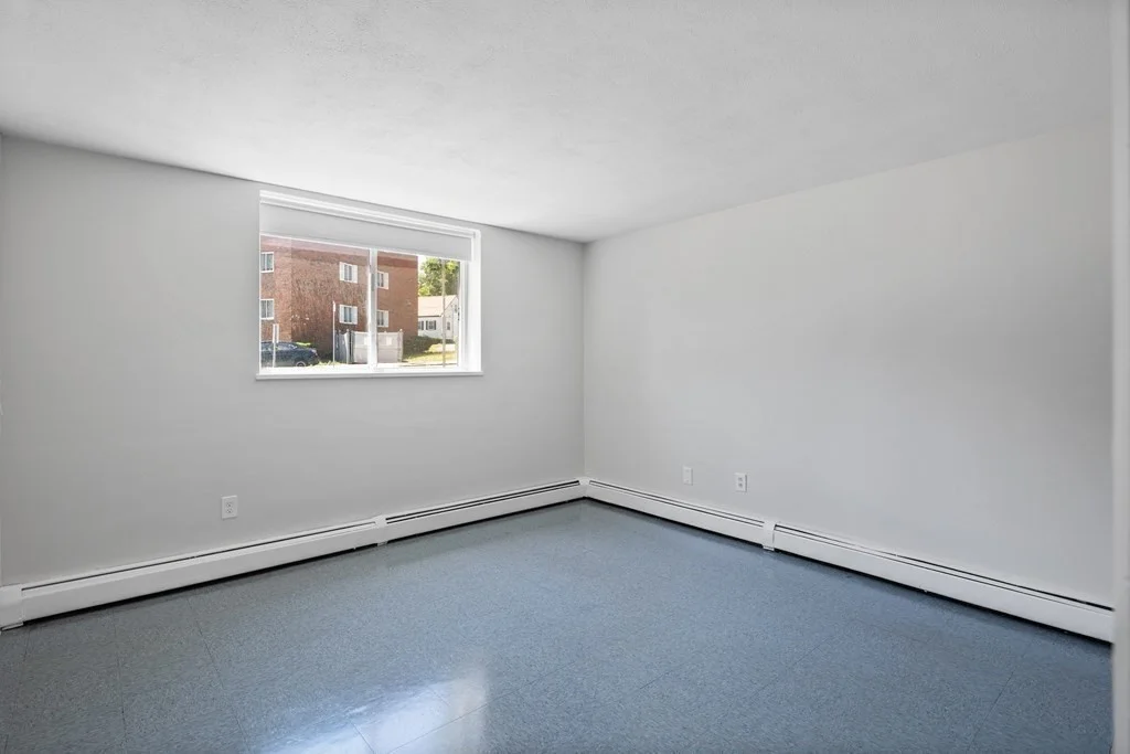 2 bed, 1 bath apartment for rent at 572 Cummins Highway Unit 2, Mattapan — photo 7 of 10