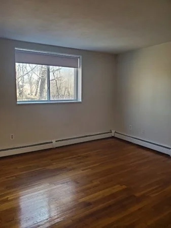 2 bed, 1 bath apartment for rent at 572 Cummins Highway Unit 7, Mattapan — photo 5 of 10