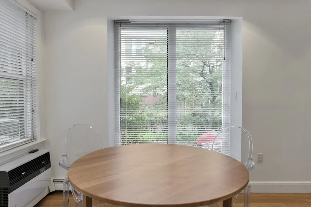 3 bed, 1 bath apartment for rent at 572 Franklin Unit 572, Riverside — photo 10 of 27