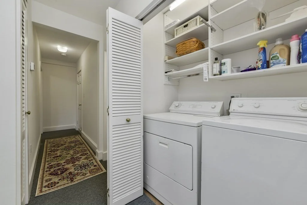 3 bed, 1 bath apartment for rent at 572 Franklin Unit 572, Riverside — photo 18 of 27