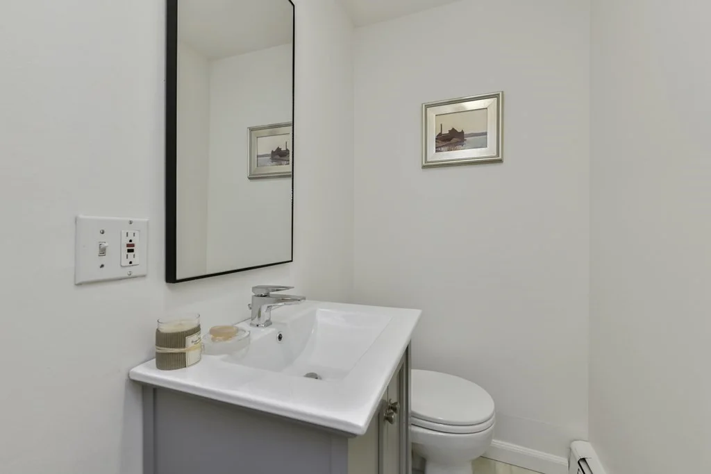 3 bed, 1 bath apartment for rent at 572 Franklin Unit 572, Riverside — photo 11 of 27