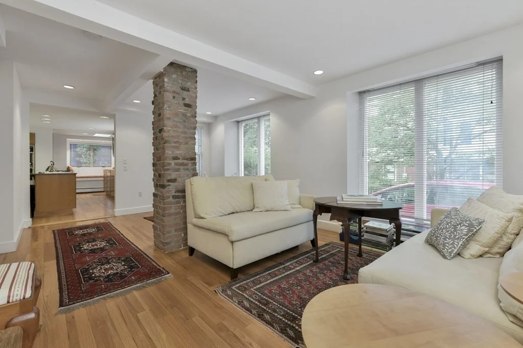 3 bed, 1 bath apartment for rent at 572 Franklin Unit 572, Riverside — photo 9 of 27