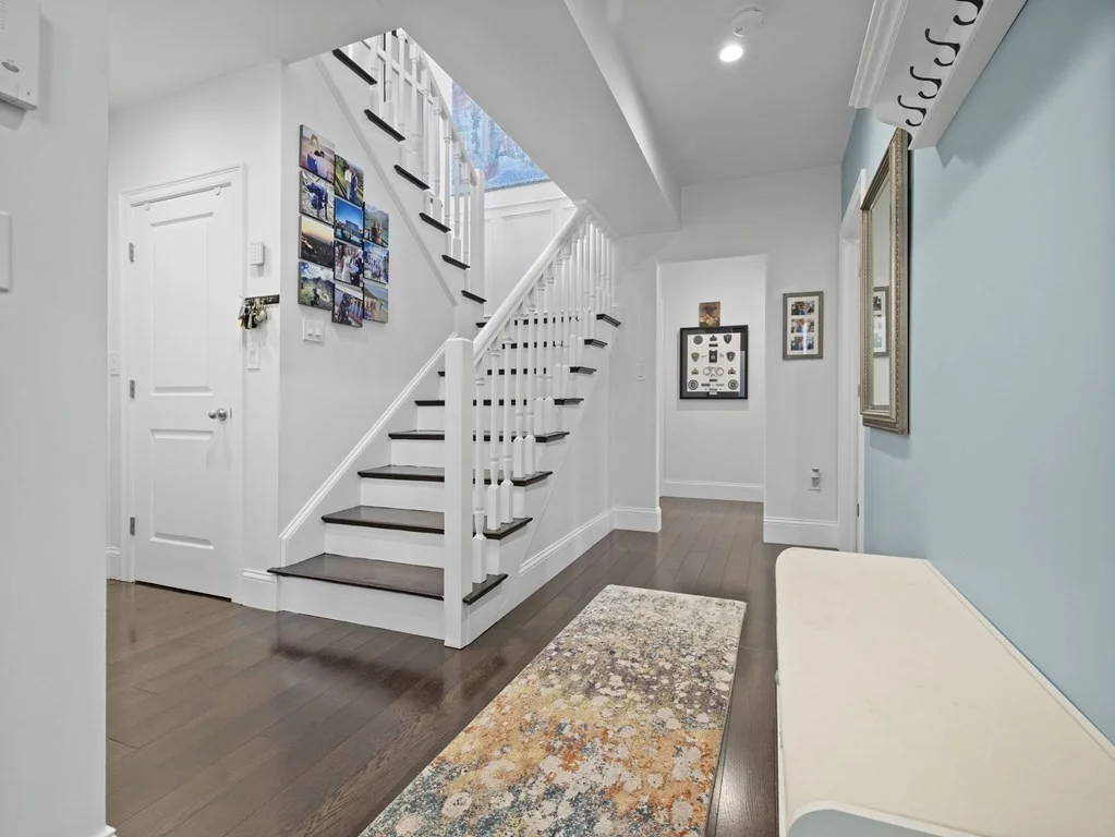3 bed, 2 bath apartment for rent at 572 Freeport Unit 304, Dorchester — photo 12 of 22