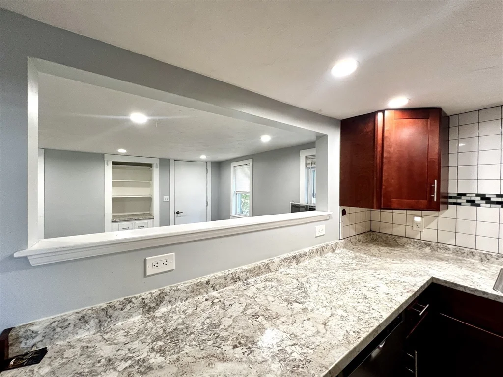 3 bed, 2 bath apartment for rent at 572 Main St Unit B, Watertown — photo 5 of 20