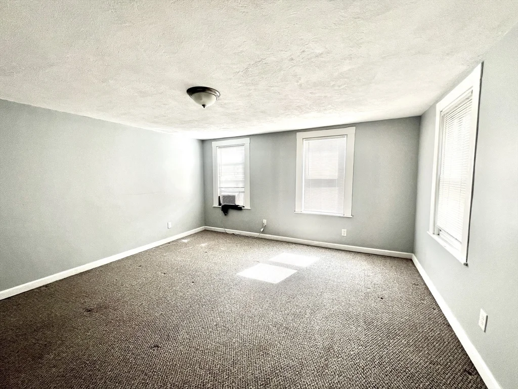 3 bed, 2 bath apartment for rent at 572 Main St Unit B, Watertown — photo 13 of 20