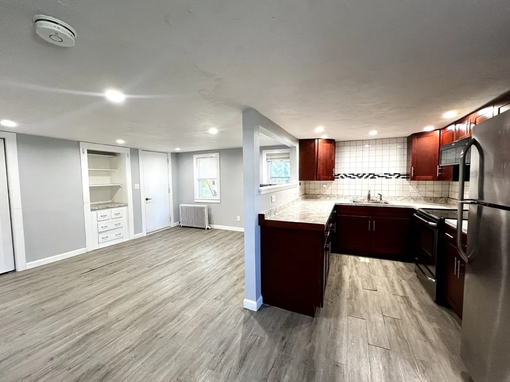 3 bed, 2 bath apartment for rent at 572 Main St Unit B, Watertown — photo 1 of 20