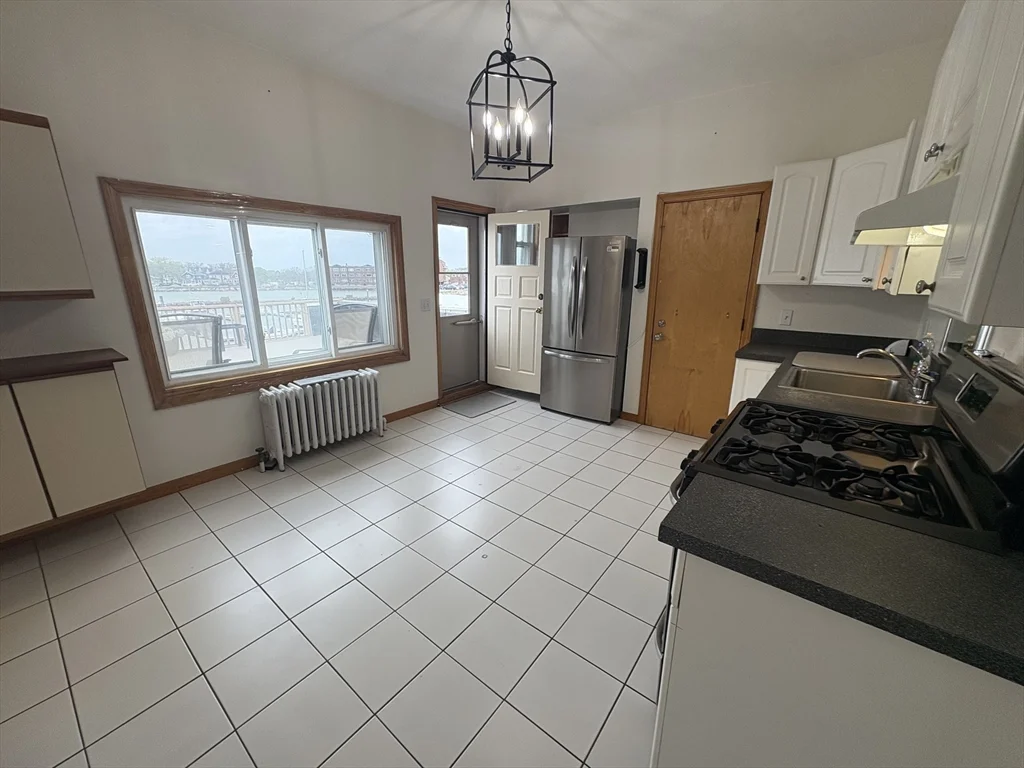 2 bed, 1 bath apartment for rent at 573 Shirley St Unit 2, Winthrop — photo 2 of 23