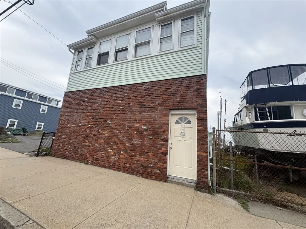 2 bed, 1 bath apartment for rent at 573 Shirley St Unit 2, Winthrop — photo 1 of 23