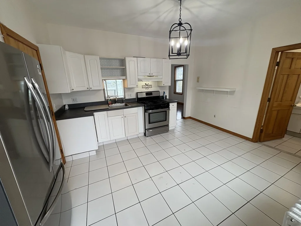 2 bed, 1 bath apartment for rent at 573 Shirley St Unit 2, Winthrop — photo 5 of 23
