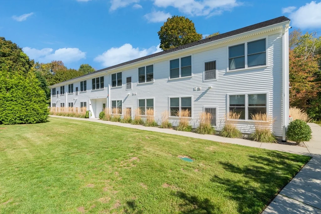 1 bed, 1 bath apartment for rent at 574-576 State St Unit 15, Plymouth