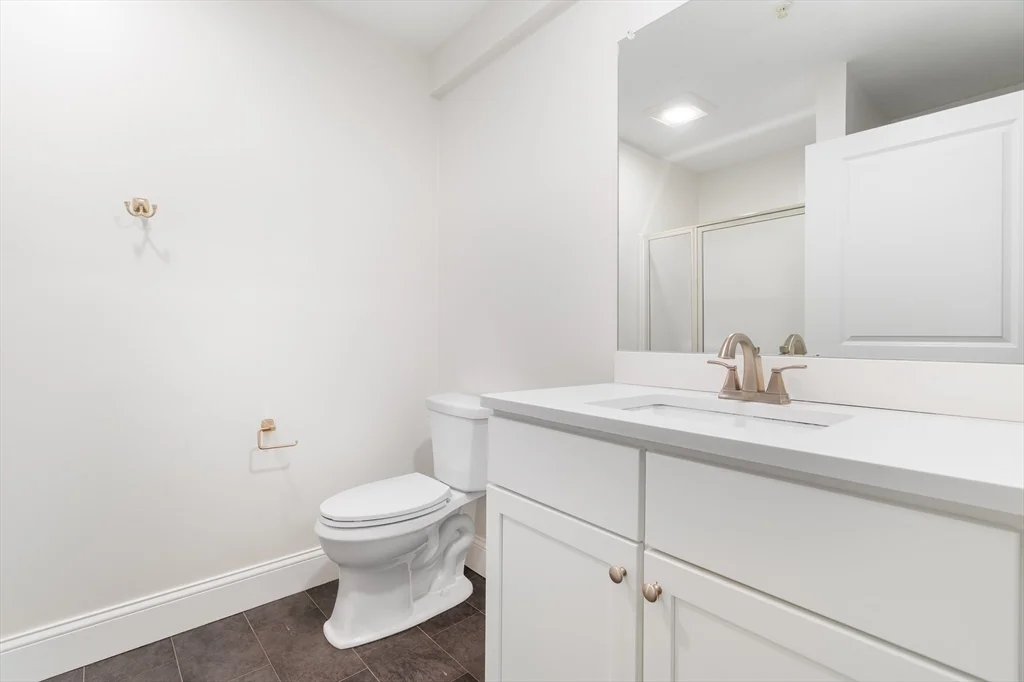 1 bed, 1 bath apartment for rent at 574-576 State St Unit 15, Plymouth — photo 8 of 10