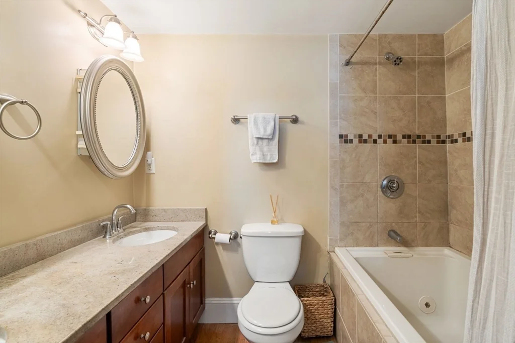 2 bed, 2.5 bath apartment for rent at 574 East Broadway Unit 1, South Boston — photo 18 of 35