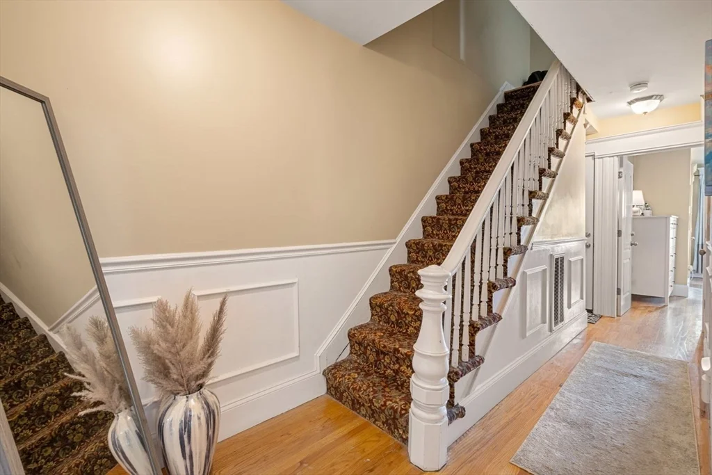 2 bed, 2 bath apartment for rent at 574 East Broadway Unit 1A, South Boston — photo 12 of 32