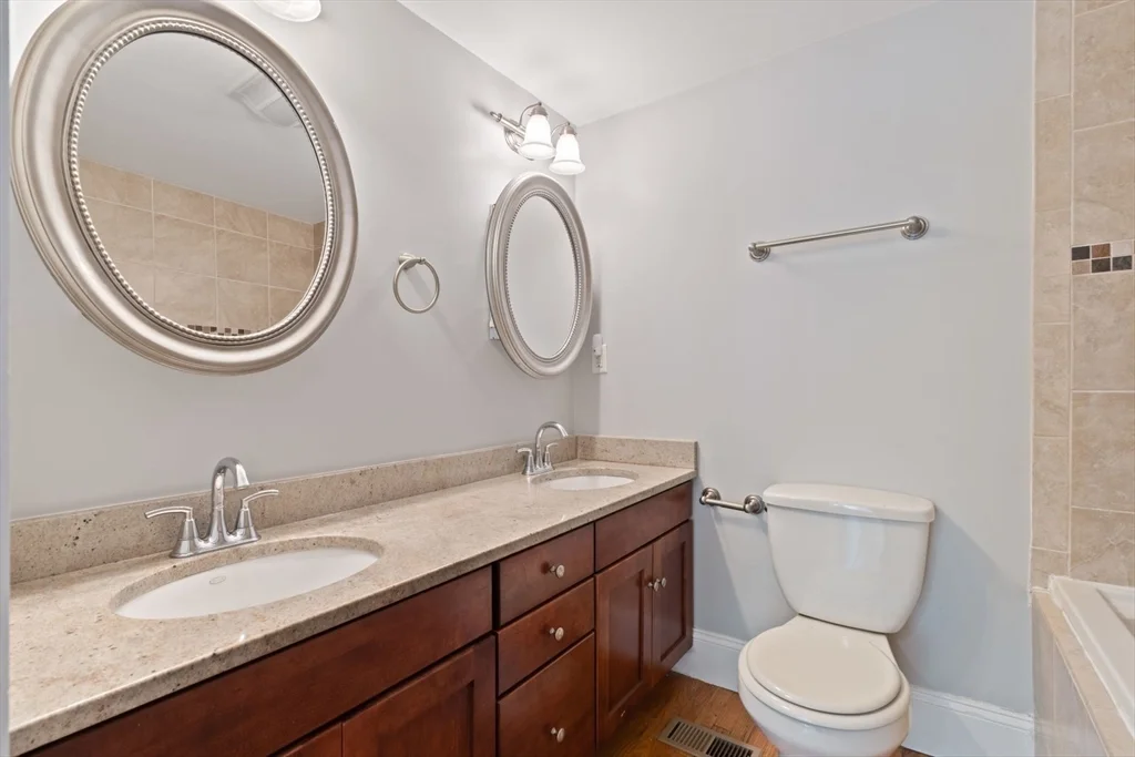 2 bed, 2 bath apartment for rent at 574 East Broadway Unit B, South Boston — photo 20 of 30