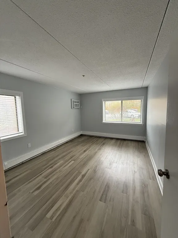 2 bed, 1 bath apartment for rent at 575 Broad St Unit 101, Jackson Square — photo 6 of 9