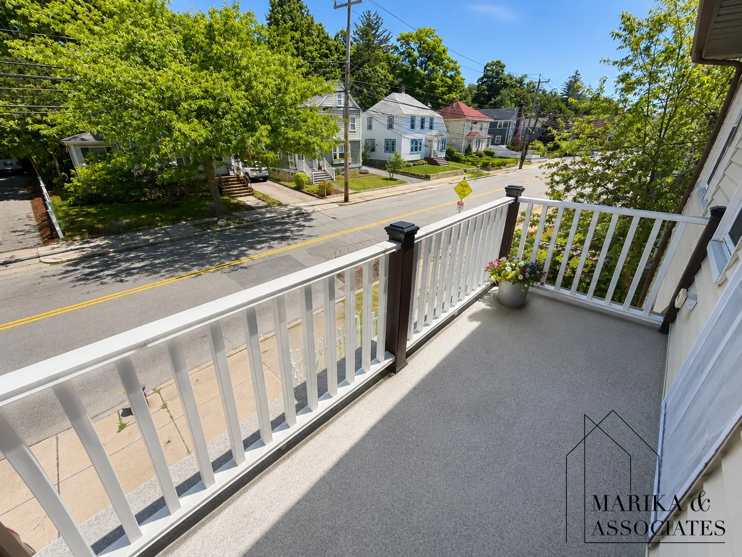 3 bed, 2 bath apartment for rent at 576 Lagrange St Unit 576, West Roxbury — photo 4 of 21