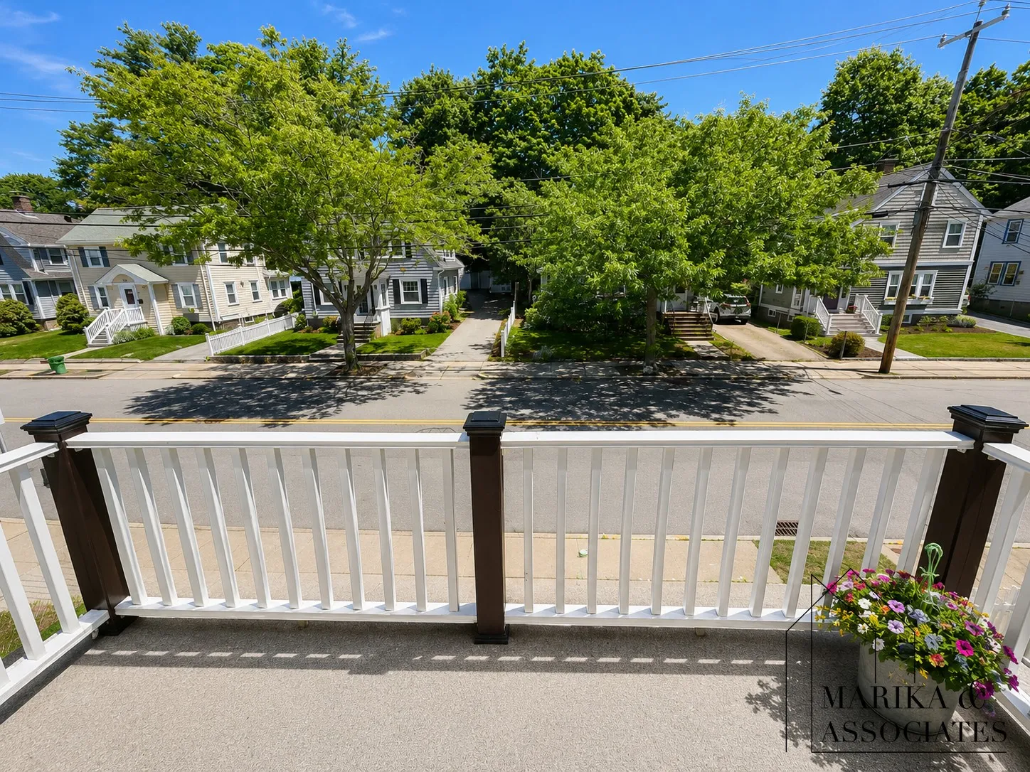 3 bed, 2 bath apartment for rent at 576 Lagrange St Unit 576, West Roxbury — photo 3 of 21