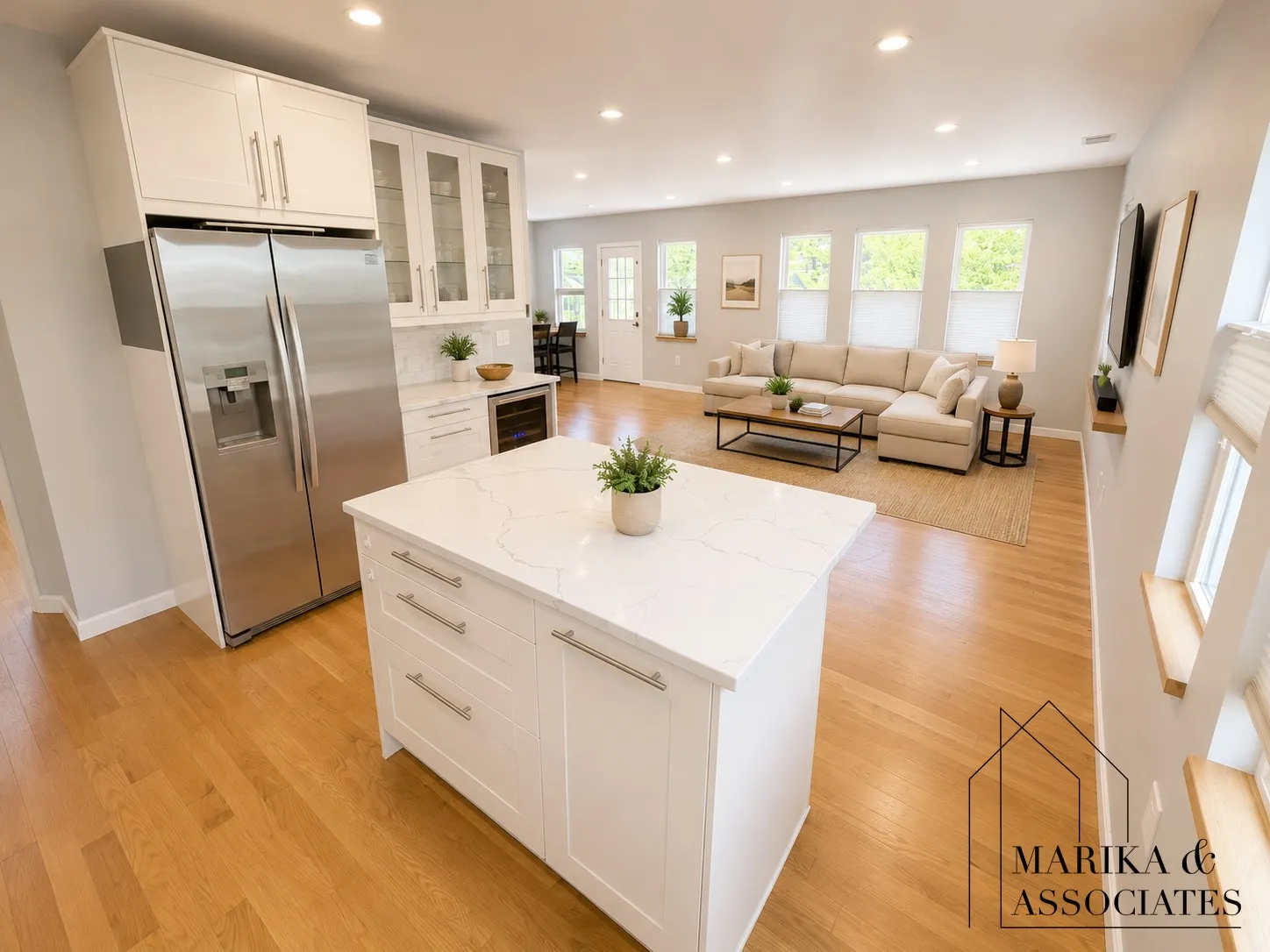 3 bed, 2 bath apartment for rent at 576 Lagrange St Unit 576, West Roxbury — photo 1 of 21