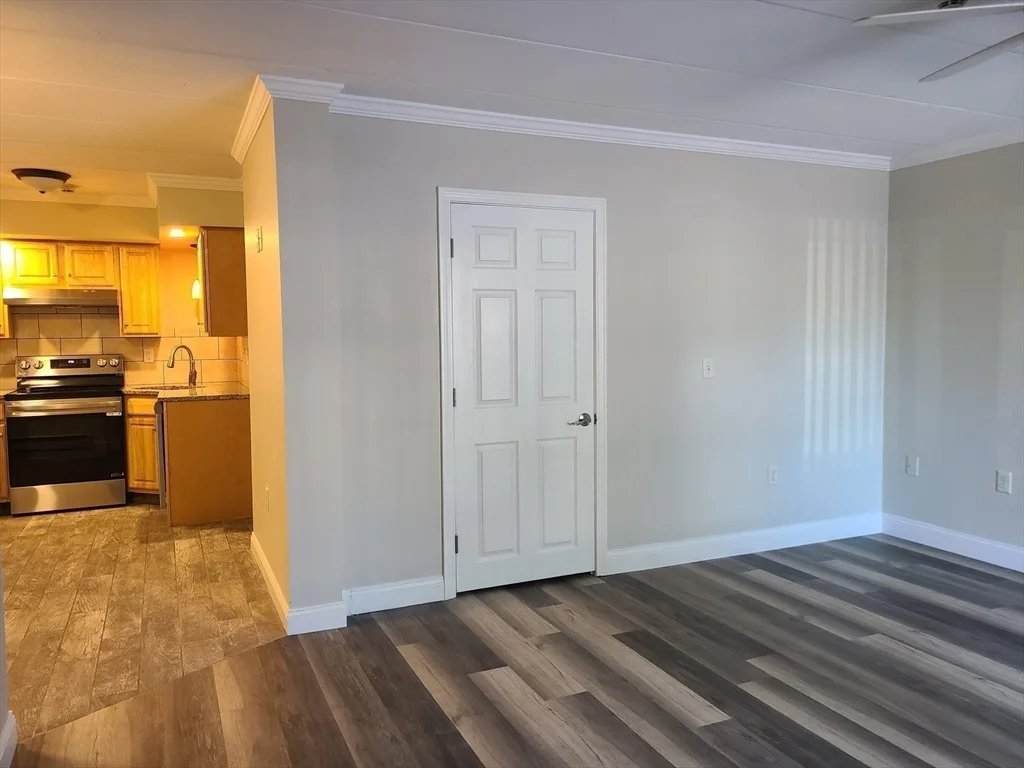 Studio bed, 1 bath apartment for rent at 576 Washington St Unit 111, Weymouth — photo 9 of 21