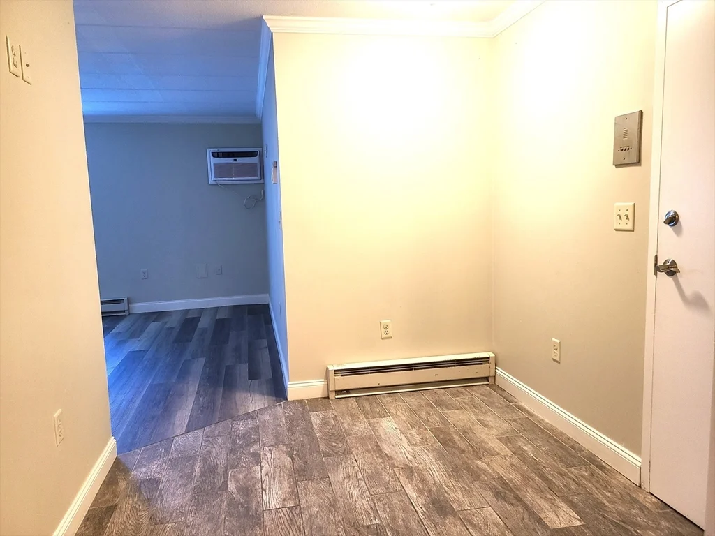 Studio bed, 1 bath apartment for rent at 576 Washington St Unit 111, Weymouth — photo 4 of 21