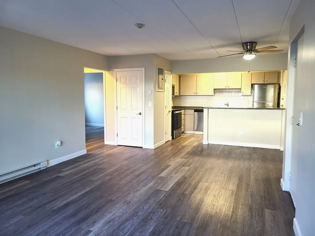 2 bed, 1 bath apartment for rent at 576 Washington St Unit 114, Weymouth — photo 5 of 24