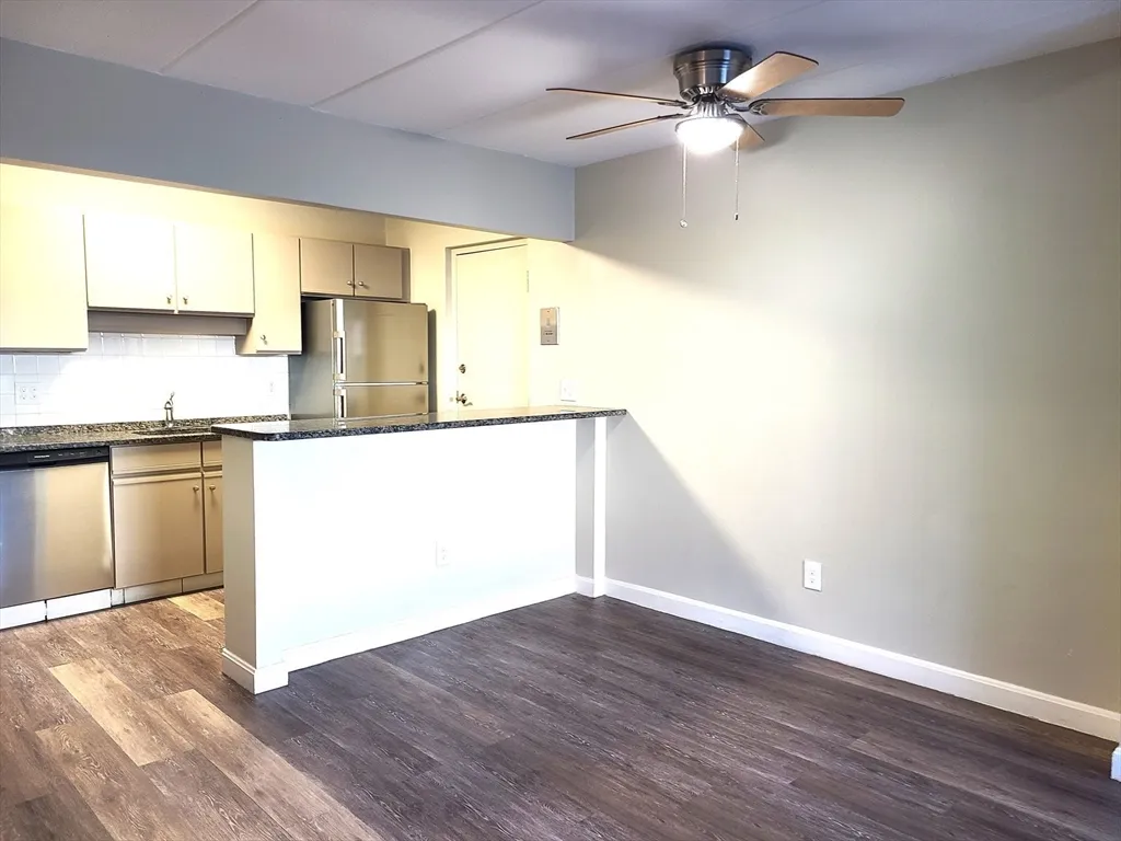 2 bed, 1 bath apartment for rent at 576 Washington St Unit 114, Weymouth — photo 9 of 24