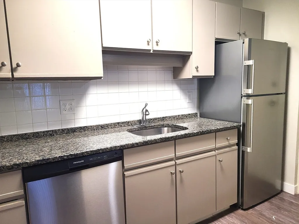 2 bed, 1 bath apartment for rent at 576 Washington St Unit 114, Weymouth — photo 12 of 24