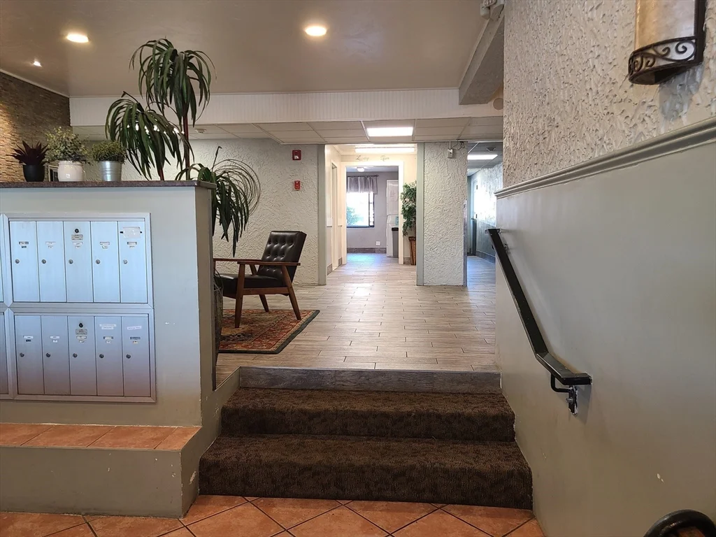 1 bed, 1 bath apartment for rent at 576 Washington St Unit 306, Weymouth — photo 3 of 17
