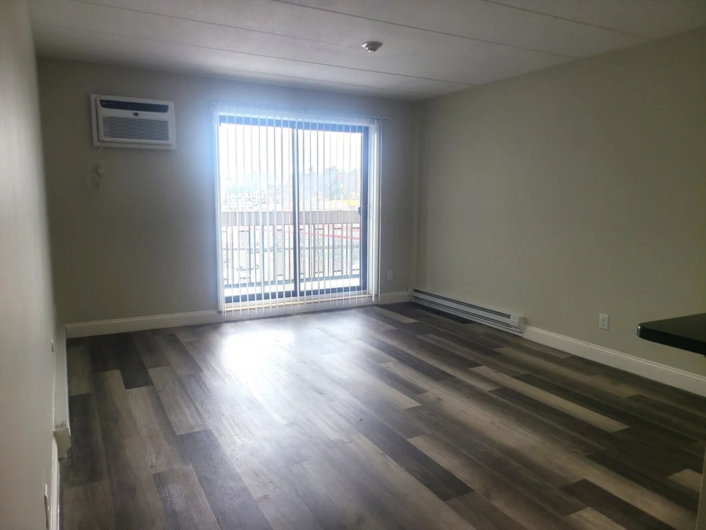 1 bed, 1 bath apartment for rent at 576 Washington St Unit 306, Weymouth — photo 6 of 17
