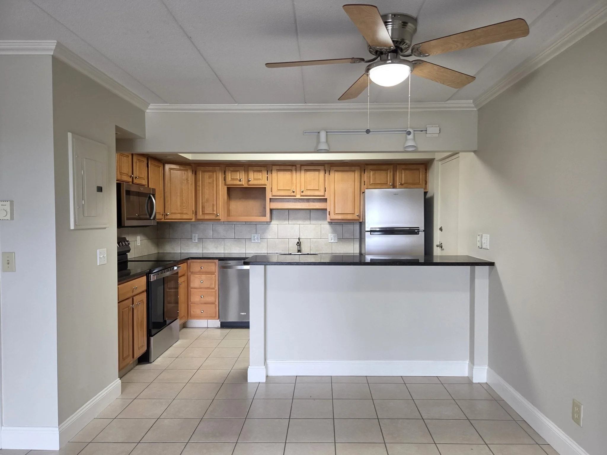 2 bed, 1 bath apartment for rent at 576 Washington St Unit 307, Weymouth — photo 15 of 25