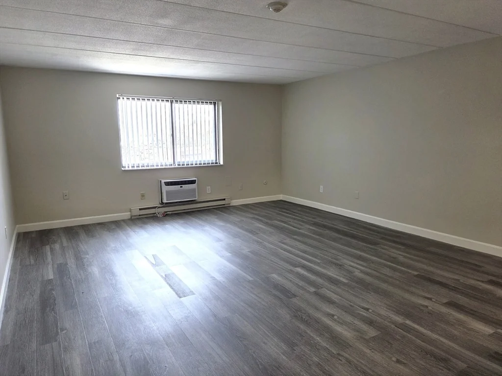 1 bed, 1 bath apartment for rent at 576 Washington St Unit 404, Weymouth — photo 6 of 19