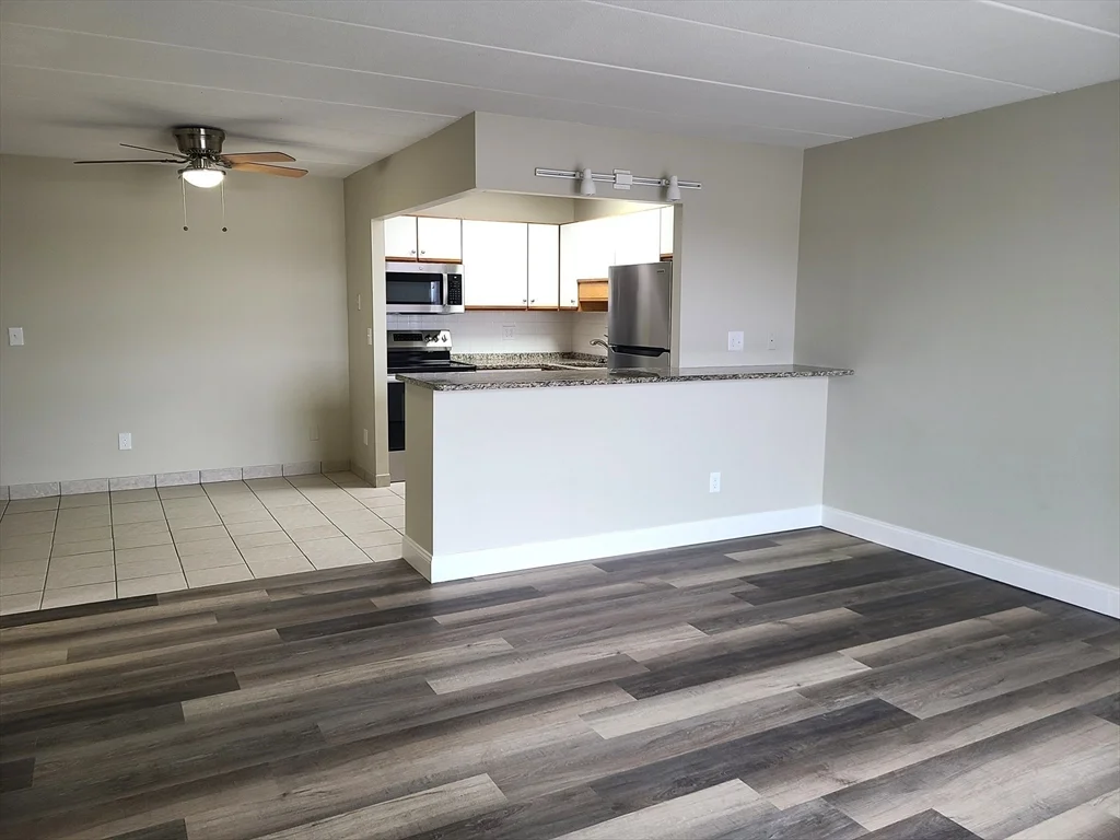 1 bed, 1 bath apartment for rent at 576 Washington St Unit 405, Weymouth — photo 10 of 18