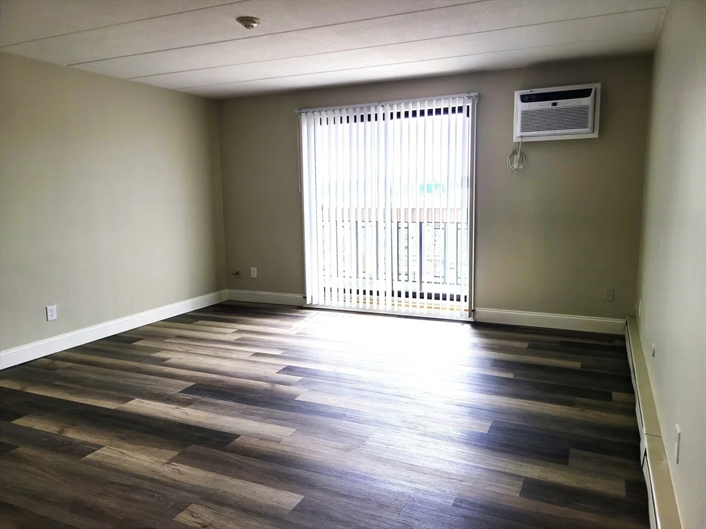 1 bed, 1 bath apartment for rent at 576 Washington St Unit 405, Weymouth — photo 9 of 18