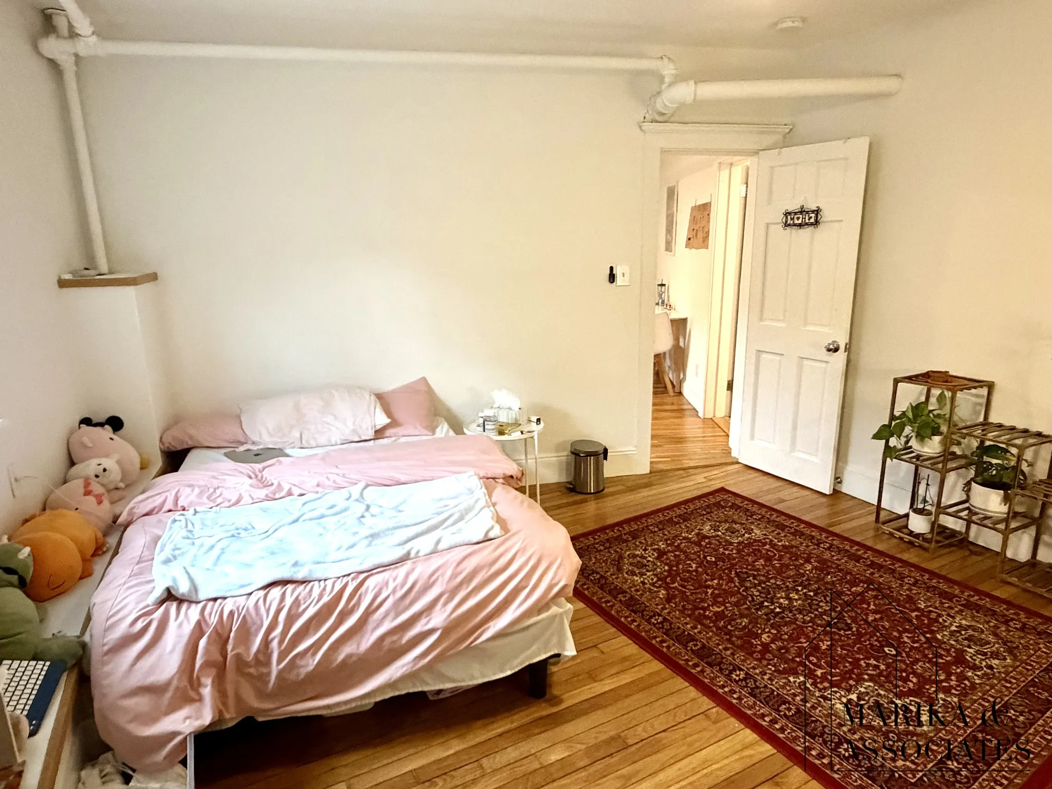 2 bed, 1 bath apartment for rent at 576 Washington St Unit 7, Brookline — photo 6 of 25
