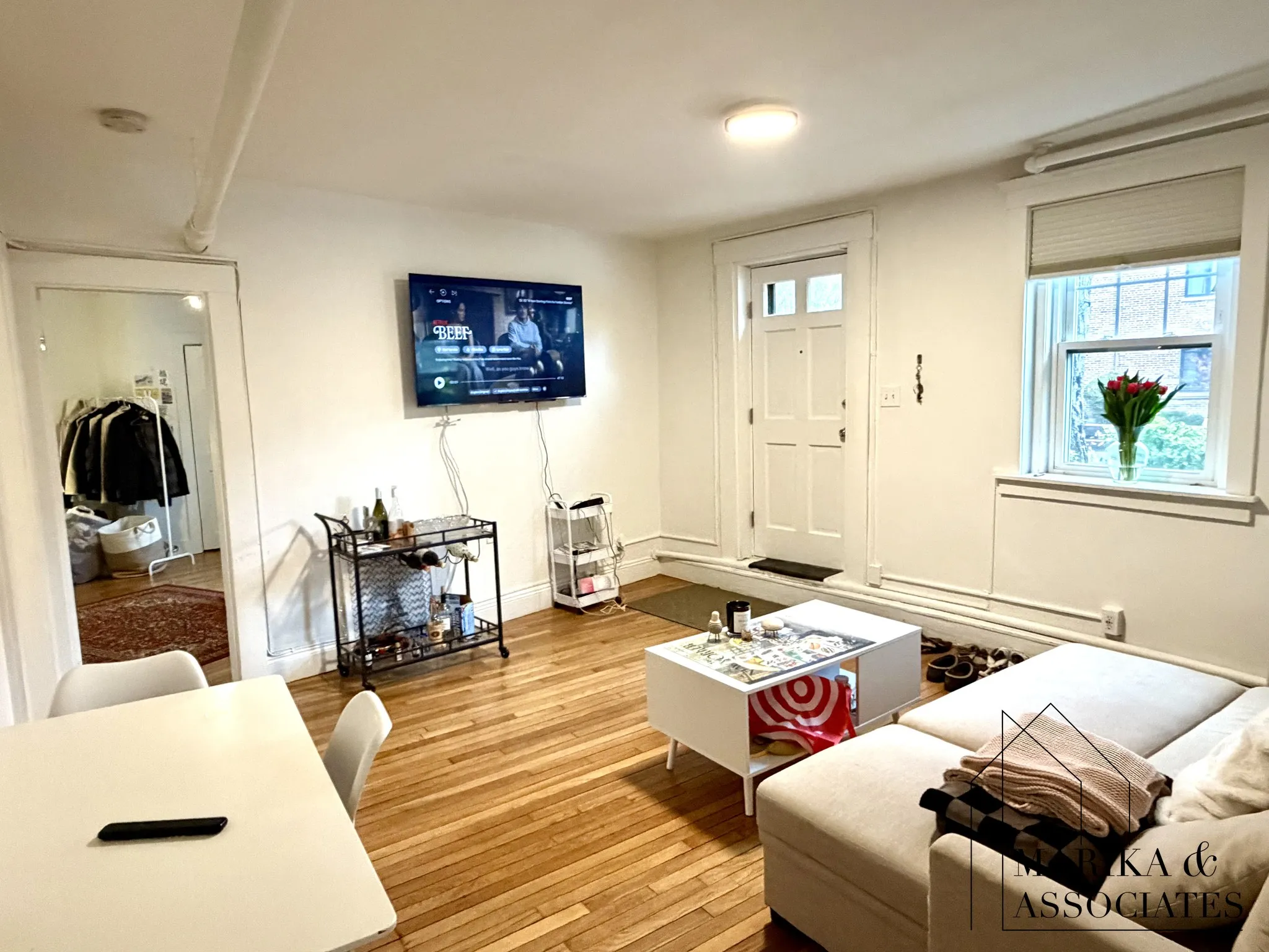 2 bed, 1 bath apartment for rent at 576 Washington St Unit 7, Brookline — photo 2 of 25