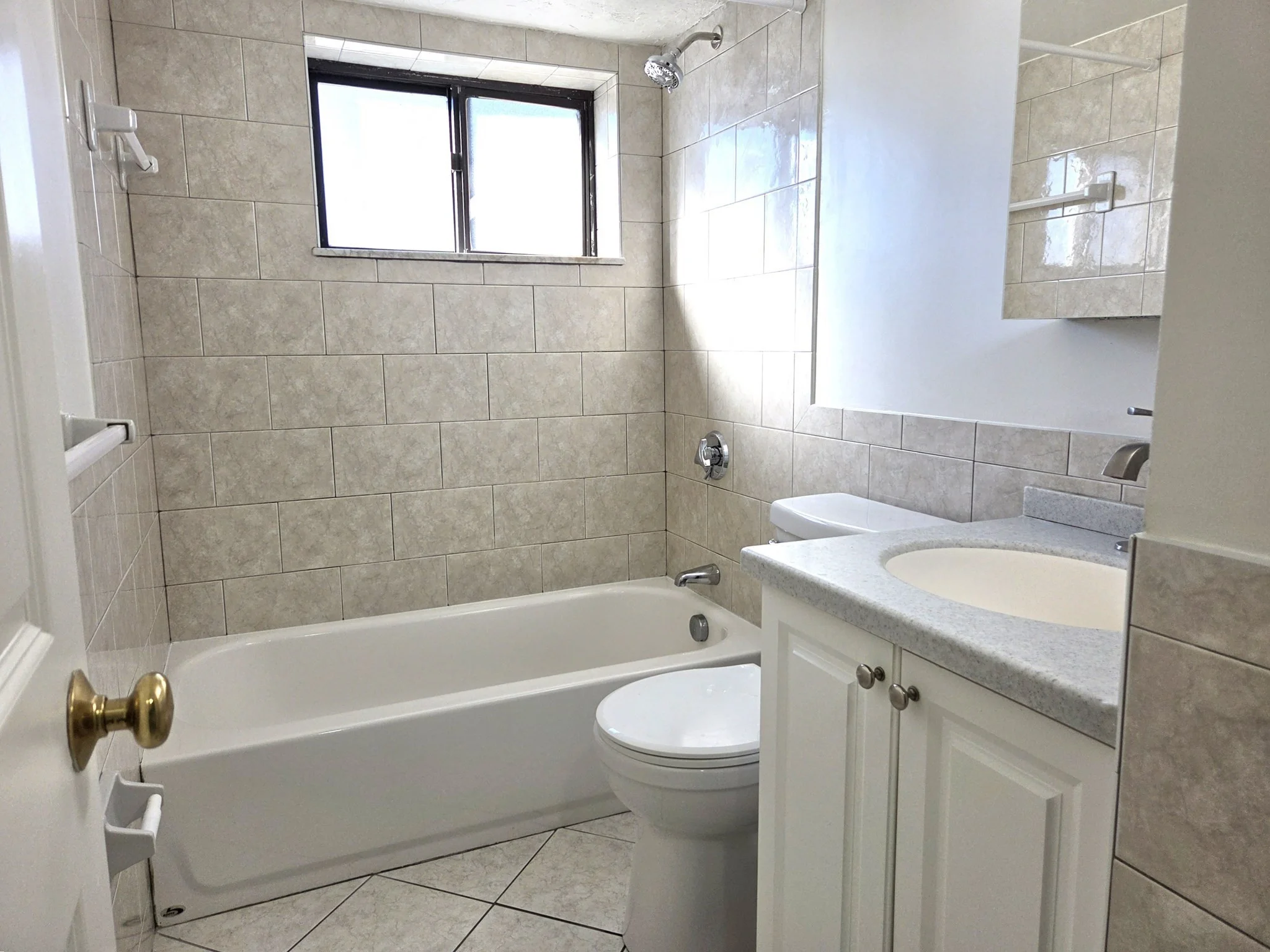 2 bed, 1 bath apartment for rent at 576 Washington St Unit 7, Weymouth — photo 18 of 20