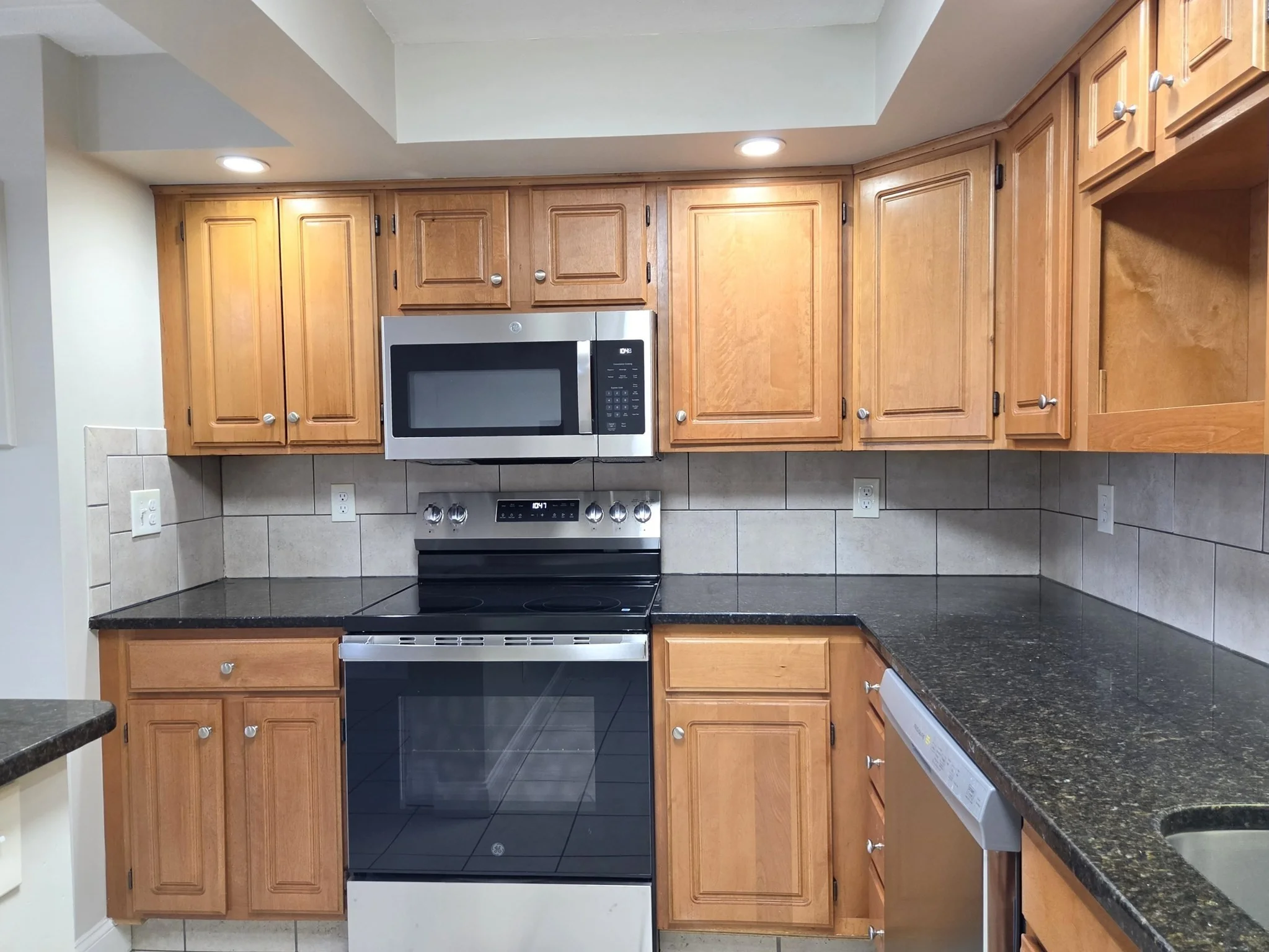 2 bed, 1 bath apartment for rent at 576 Washington St Unit 7, Weymouth — photo 12 of 20