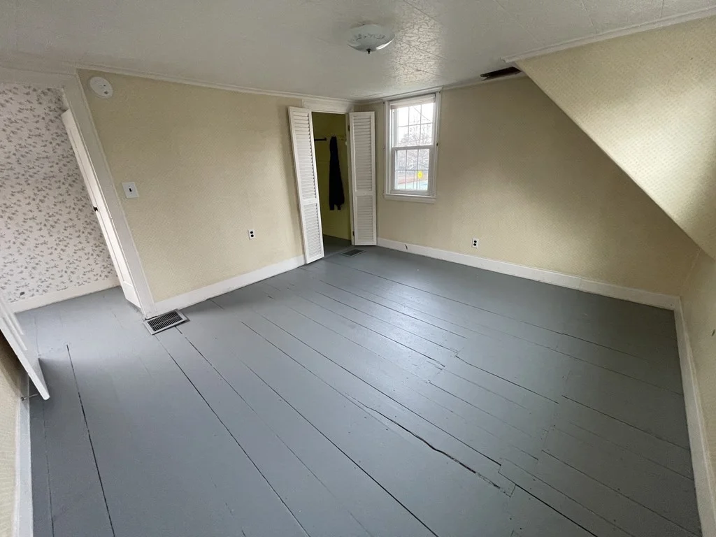 4 bed, 1 bath apartment for rent at 577 Grove St, Newton — photo 8 of 12