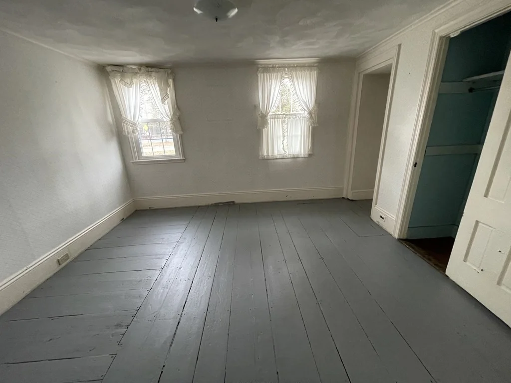 4 bed, 1 bath apartment for rent at 577 Grove St, Newton — photo 11 of 12