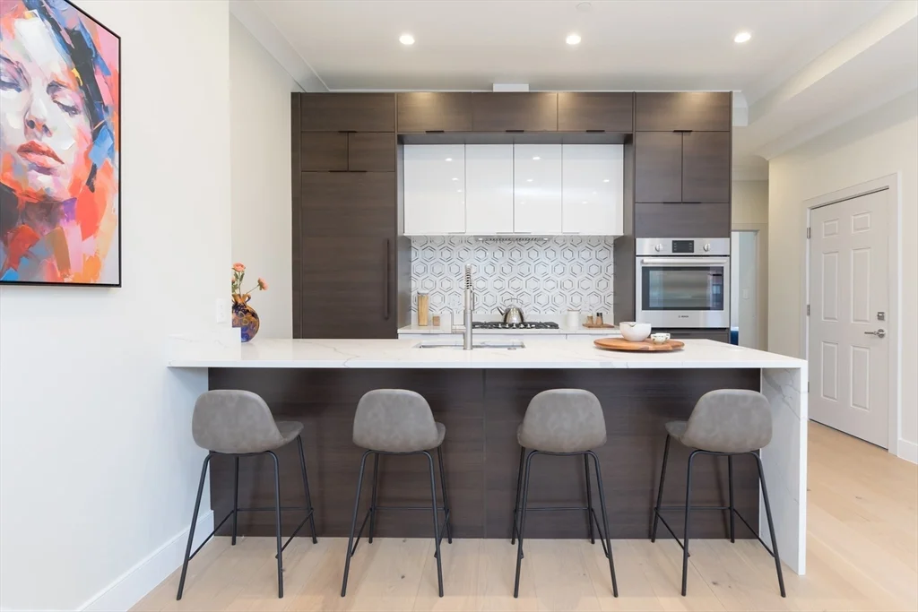 2 bed, 1 bath apartment for rent at 577 Mass Unit 3, South End — photo 1 of 14