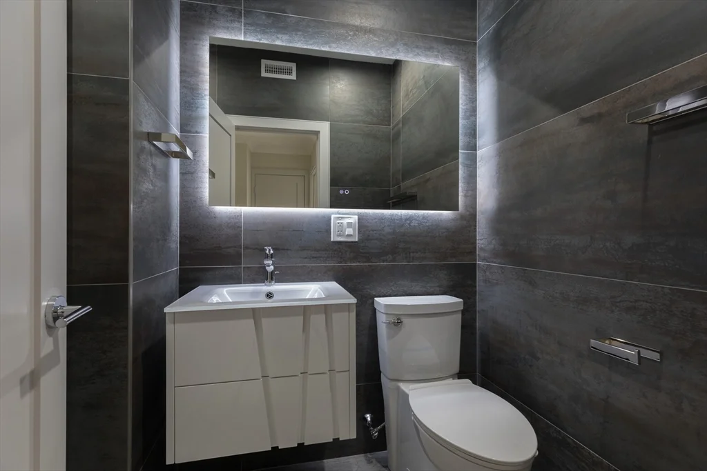 3 bed, 2 bath apartment for rent at 577 Mass Unit PH, South End — photo 14 of 15