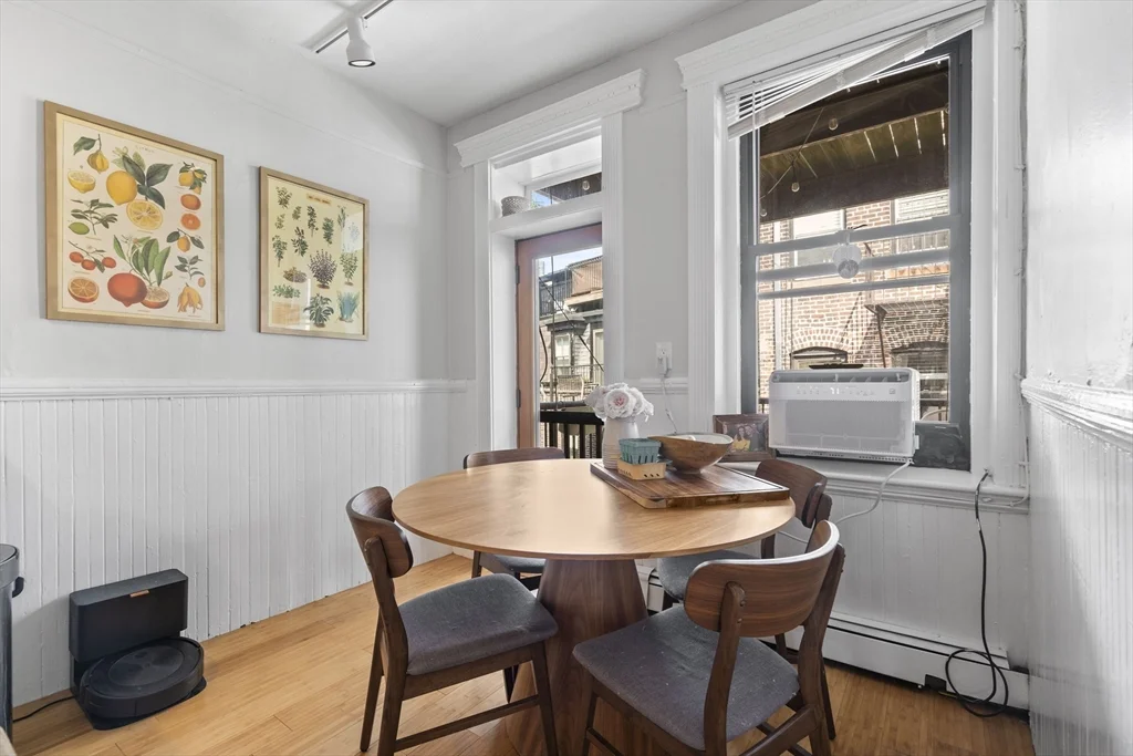 2 bed, 1 bath apartment for rent at 577 Tremont St Unit 2, South End — photo 6 of 10
